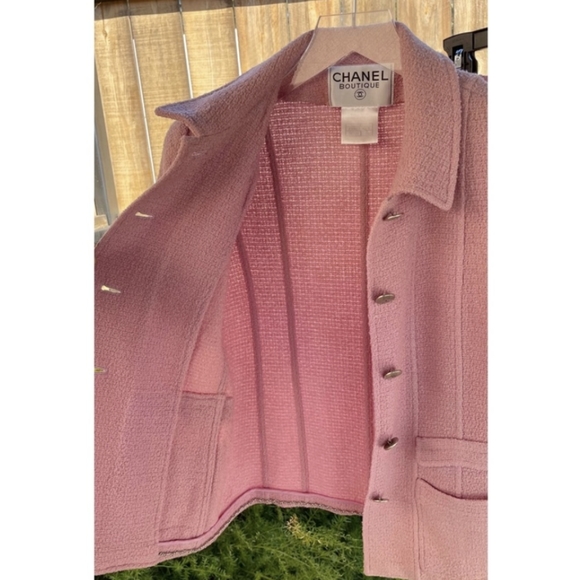 Vintage Chanel Suit - Picture 10 of 15